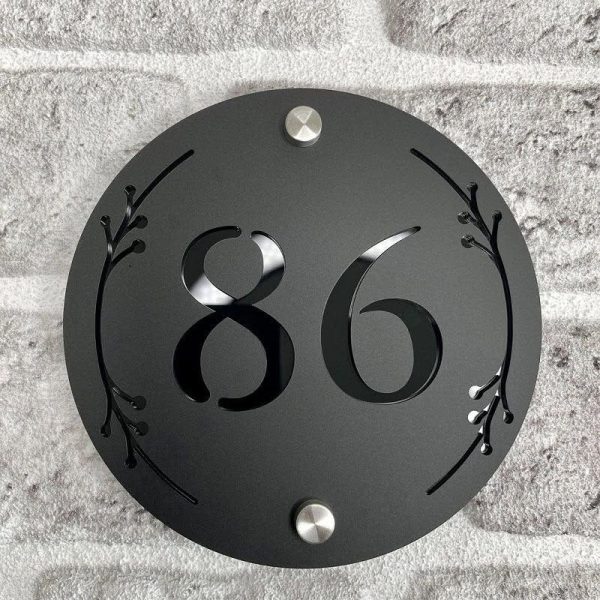 Round House Number Plate with Botanical Design Round House Number Plate with Botanical Design